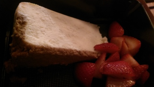 Vanilla Cheesecake with Strawberries